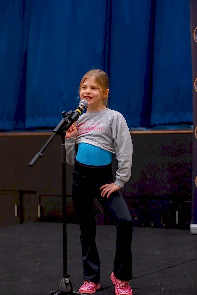 teenager and kids concert (110)